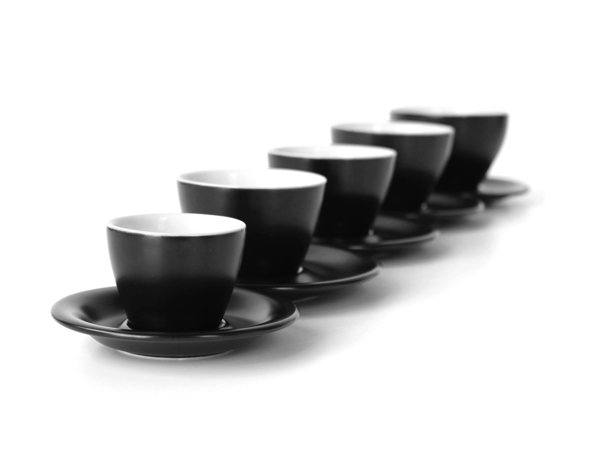 https://www.barista-pro.com/wp-content/uploads/2020/04/MENO-Matt-Black-90-ml-Espresso-Cup-Saucer-3.jpg